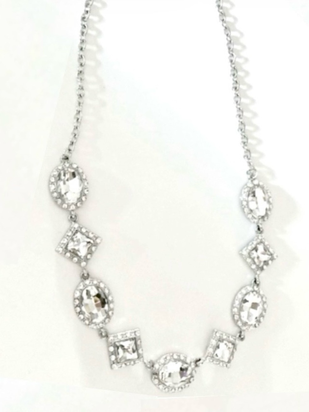 NWT Paparazzi Geometric Rhinestone Necklace